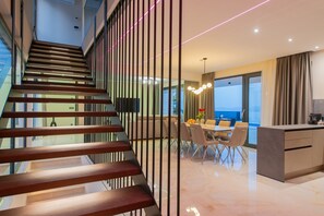 Interior - Luxury Seaview Villa with Jacuzzi (Dalmatia County)