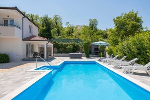 Pool - Paradise Villa in the Countryside (Split-Dalmatia County)