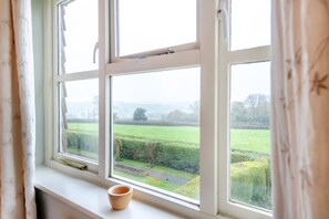 Interior - 4 Bed in North Tamerton (oc-h30361) (North Tamerton)