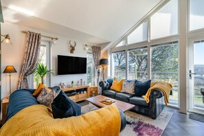 TV - 2 Bed in Barrowford (oc-w30592) (Barrowford)