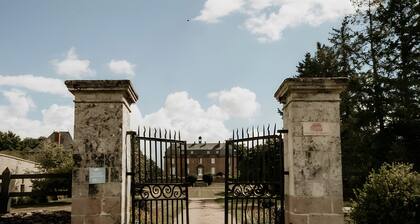 Château du Perray – Marquise Comfort Room with Shared Pool
