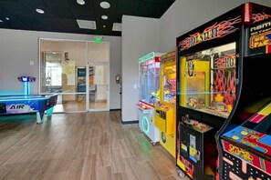 Games room - Cozy 3 Bedroom Townhome near Disney (Kissimmee)