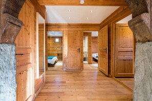 Bügeleisen/Bügelbrett, WLAN, Bettwäsche