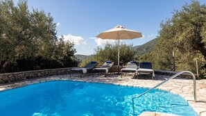 Pool - Spartilas Villas (Corfu)