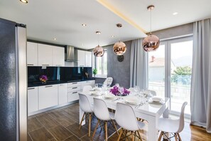 Dining - Zaton Family Getaway near Adriatic Sea (Zaton)