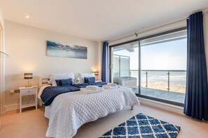 Iron/ironing board, free WiFi, bed sheets - 2 Bed in Westward Ho (oc-s30903) (Westward Ho!)