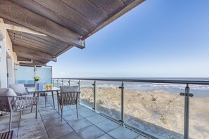 Outdoor dining - 2 Bed in Westward Ho (oc-s30903) (Westward Ho!)