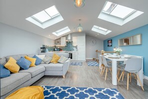 TV - 3 Bed in Westward Ho (oc-f30894) (Westward Ho!)