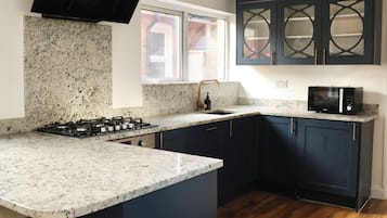 Microwave, oven, stovetop, dishwasher