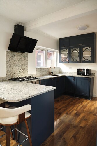 Superb 3-bedroom bungalow in lovely Northampton perfect for families/contractors