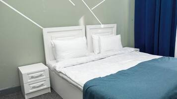 Classic Double Room | In-room safe, soundproofing, free WiFi
