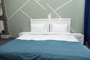Classic Double Room | In-room safe, soundproofing, free WiFi - Citadel Boutique Hotel (Baku)