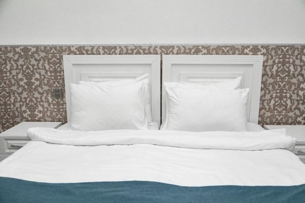 Caja de seguridad en la habitación y sistema de insonorización