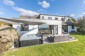 Terrace/patio - 5 Bed in Stibb (oc-f31065) (Stibb)