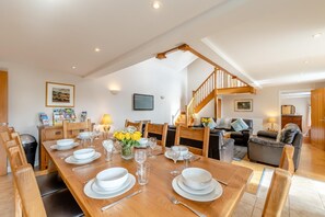Dining - 4 Bed in Llanfwrog (oc-f31054) (Llanfaethlu)