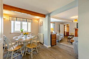 Dining - 3 Bed in Llanfwrog (oc-f31056) (Llanfaethlu)