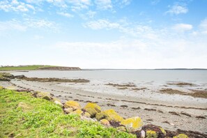 Beach - 3 Bed in Llanfwrog (oc-f31055) (Llanfaethlu)