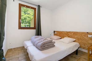 3 室のベッドルーム、WiFi