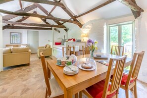 Dining - 3 Bed in Launceston (oc-l31001) (Congdon's Shop)