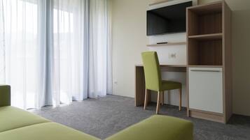 Een flatscreentelevisie