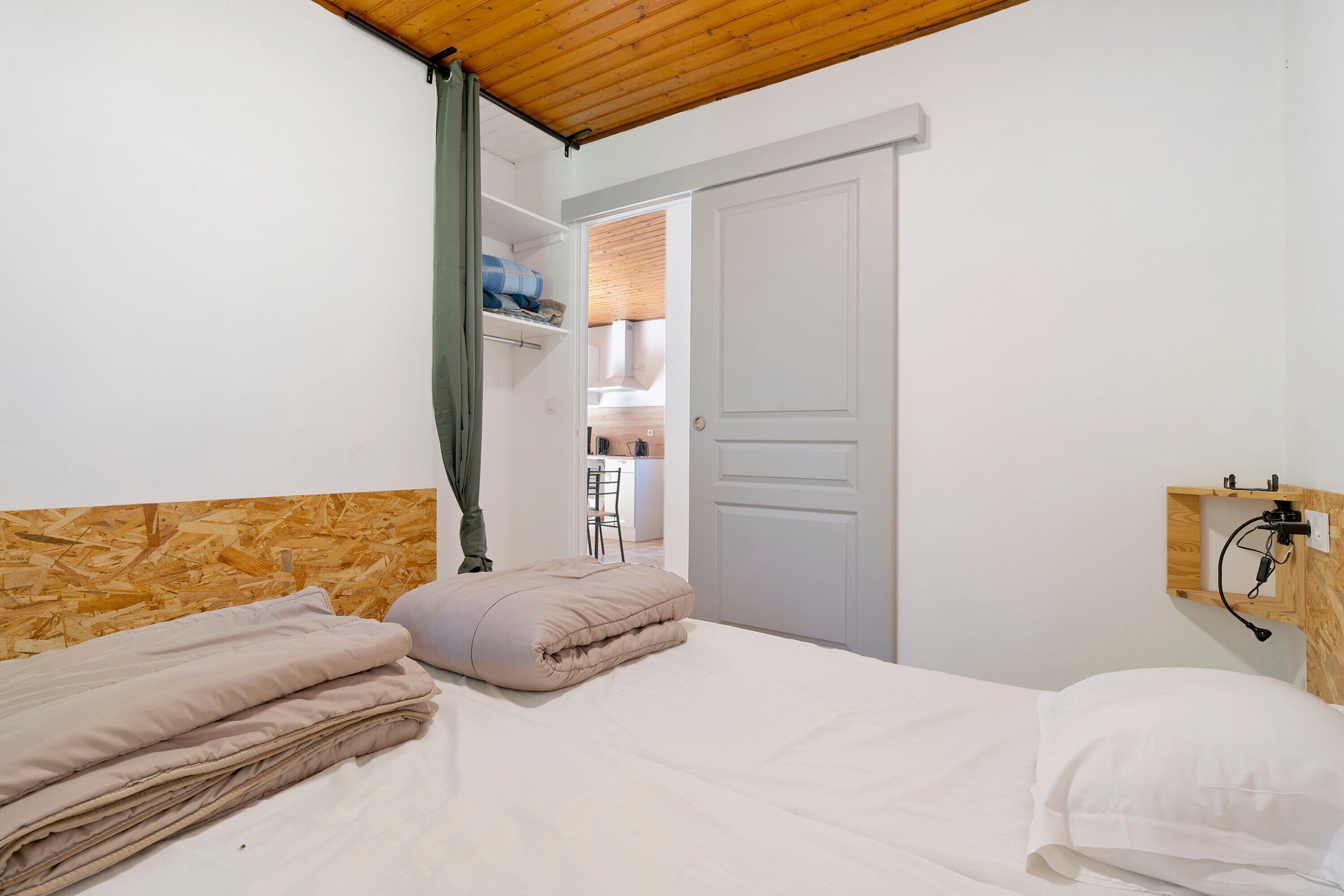 3 chambres, fer et planche à repasser, Wi-Fi