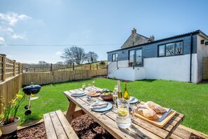 Outdoor dining - 2 Bed in Altarnun (oc-t31858) (Fivelanes)