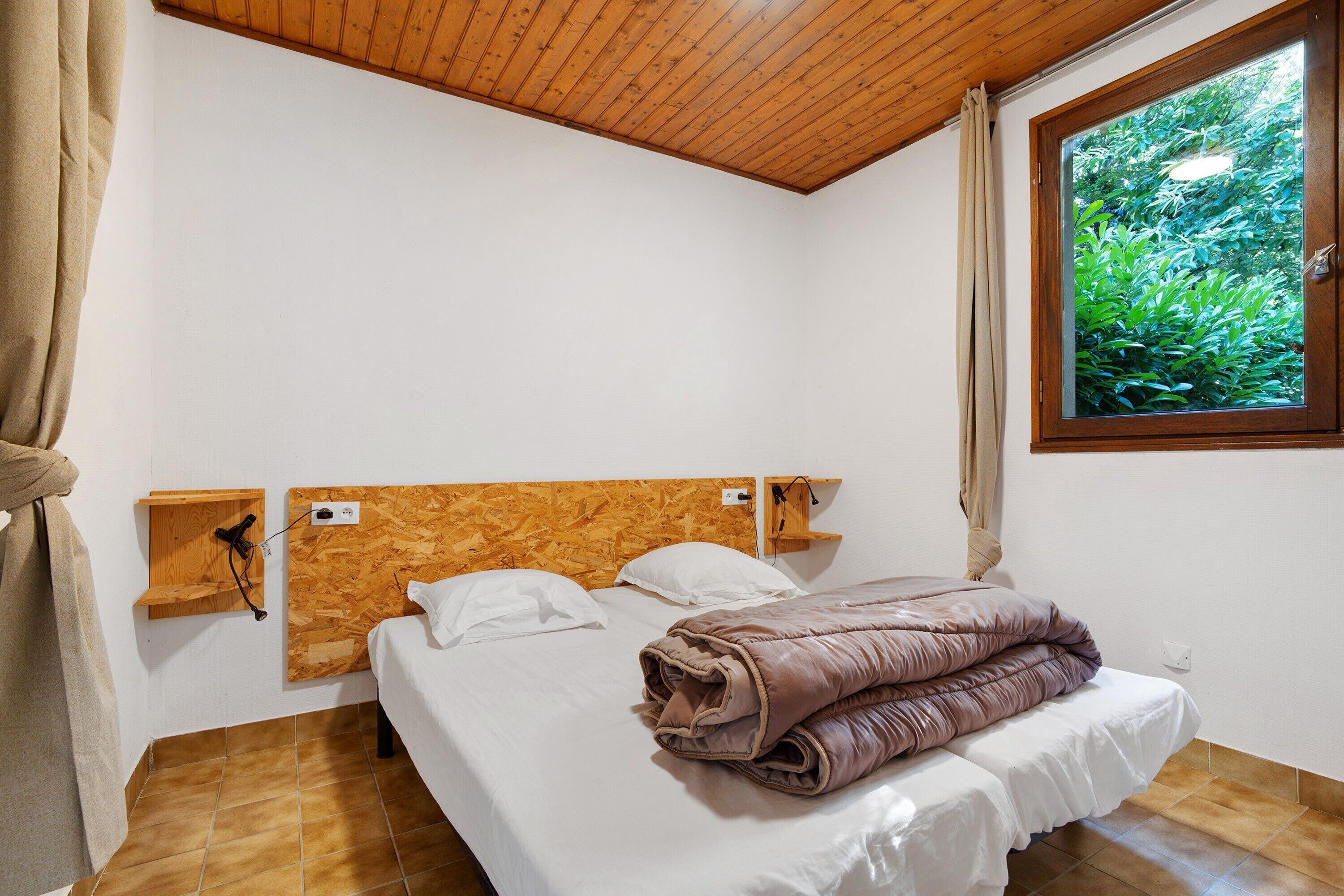 2 bedrooms, WiFi