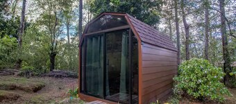 Cozy tiny house {mini cabin}