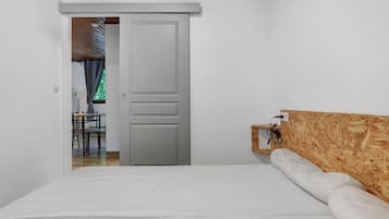 3 bedrooms, iron/ironing board, WiFi