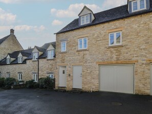 Exterior - Flat 6 (Tetbury)