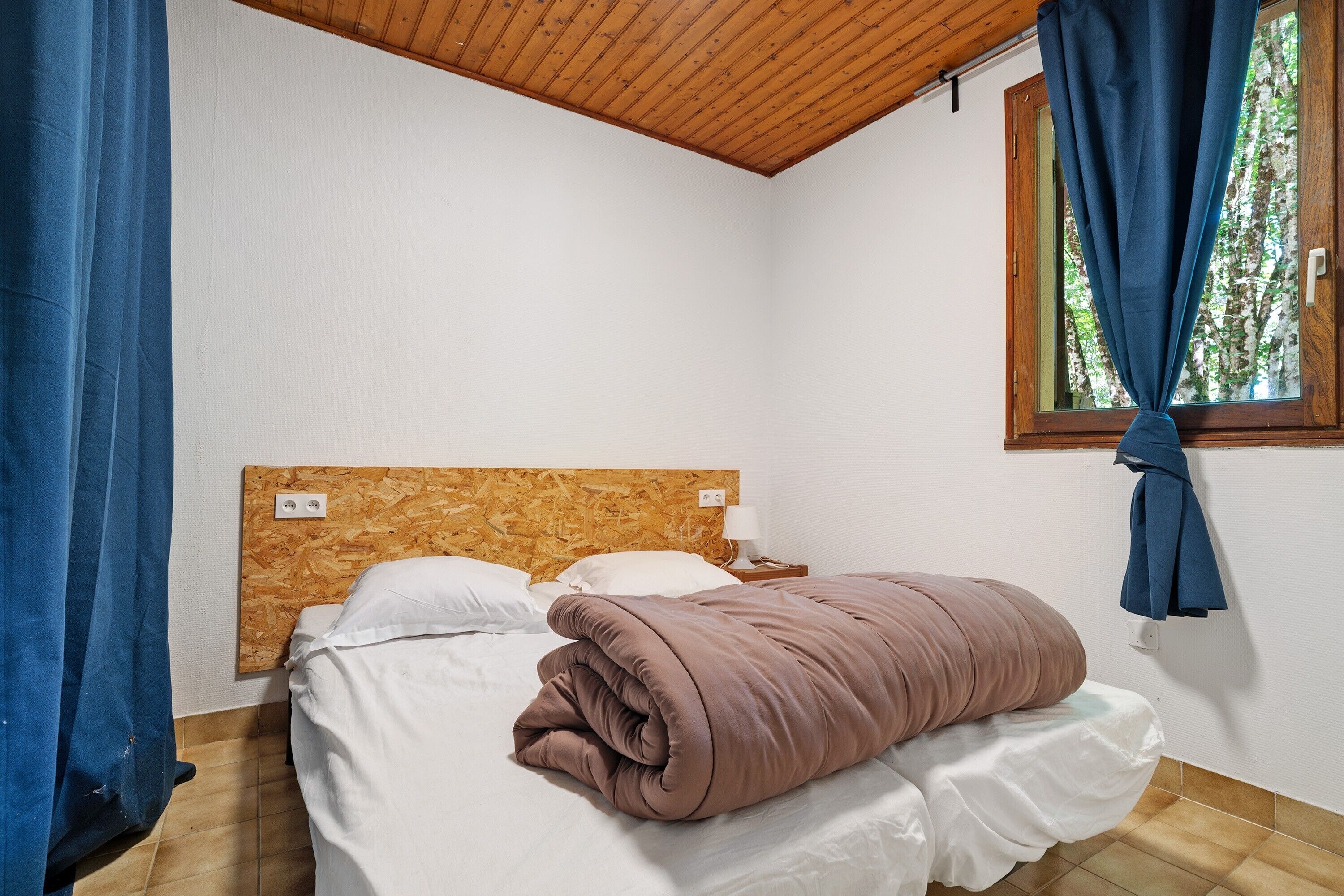 1 bedroom, iron/ironing board, WiFi