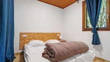 1 bedroom, iron/ironing board, WiFi