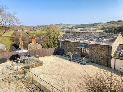 3 Bed in Woodford (oc-w32062)