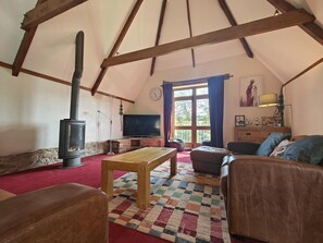 TV - 4 Bed in Malborough (oc-b31879) (Bolberry)