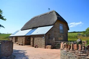Exterior - 4 Bed in Malborough (oc-b31879) (Bolberry)