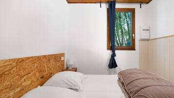 1 bedroom, iron/ironing board, WiFi