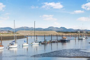 Marina - 2 Bed in Pwllheli (oc-s32070) (Pwllheli)