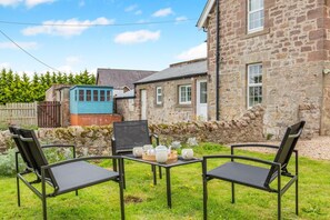 Terrace/patio - 2 Bed in Berwick-upon-Tweed (oc-l32027) (Kyloe)