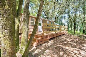 Exterior - Mobile Home in "Village de Gîtes" with Shared Pool (Calviac-en-Périgord)