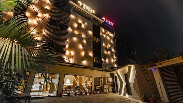 Front of property - The Topaz Hotel (Bilaspur)