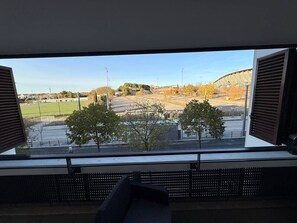 Property grounds - L’Escale d’Ovalie, GGL Stadium, Parking, Tram (Montpellier)