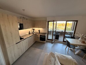 Fridge, microwave, oven, dishwasher - L’Escale d’Ovalie, GGL Stadium, Parking, Tram (Montpellier)