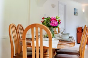 Dining - 2 Bed in Looe (oc-g32529) (Looe)