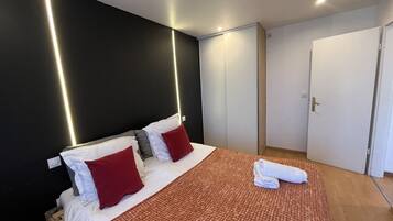 2 chambres, bureau, lit parapluie, Wi-Fi