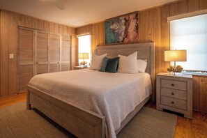 2 bedrooms, iron/ironing board, free WiFi, bed sheets - The Pool House - 2 Beds/Private Pool, Beach Access by The Bay & Key Collection (Englewood)