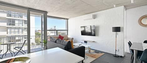 TV, offices