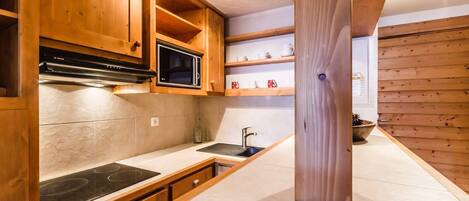 Fridge, microwave, dishwasher