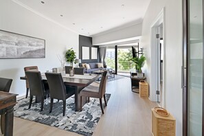 Interior - Charming One Bed | Central Green Point | Stadium (Cape Town)
