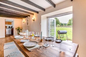 Dining - 3 Bed in Fairy Cross (oc-g32972) (Ford)