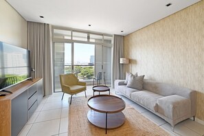 TV, offices - Modern One Bed Apartments | Spacious and Secure (Cape Town)